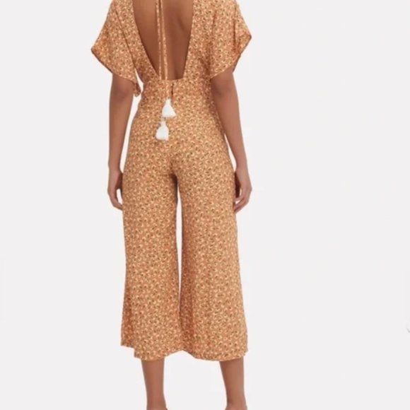 Faithfull the Brand | Cedric Jumpsuit in Vintage Bloom Peach Floral - Picture 3 of 5